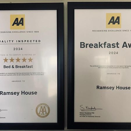 Ramsey House - Luxury Licensed B&B - Parking And Guest Lounge St. Davids  Dış mekan fotoğraf